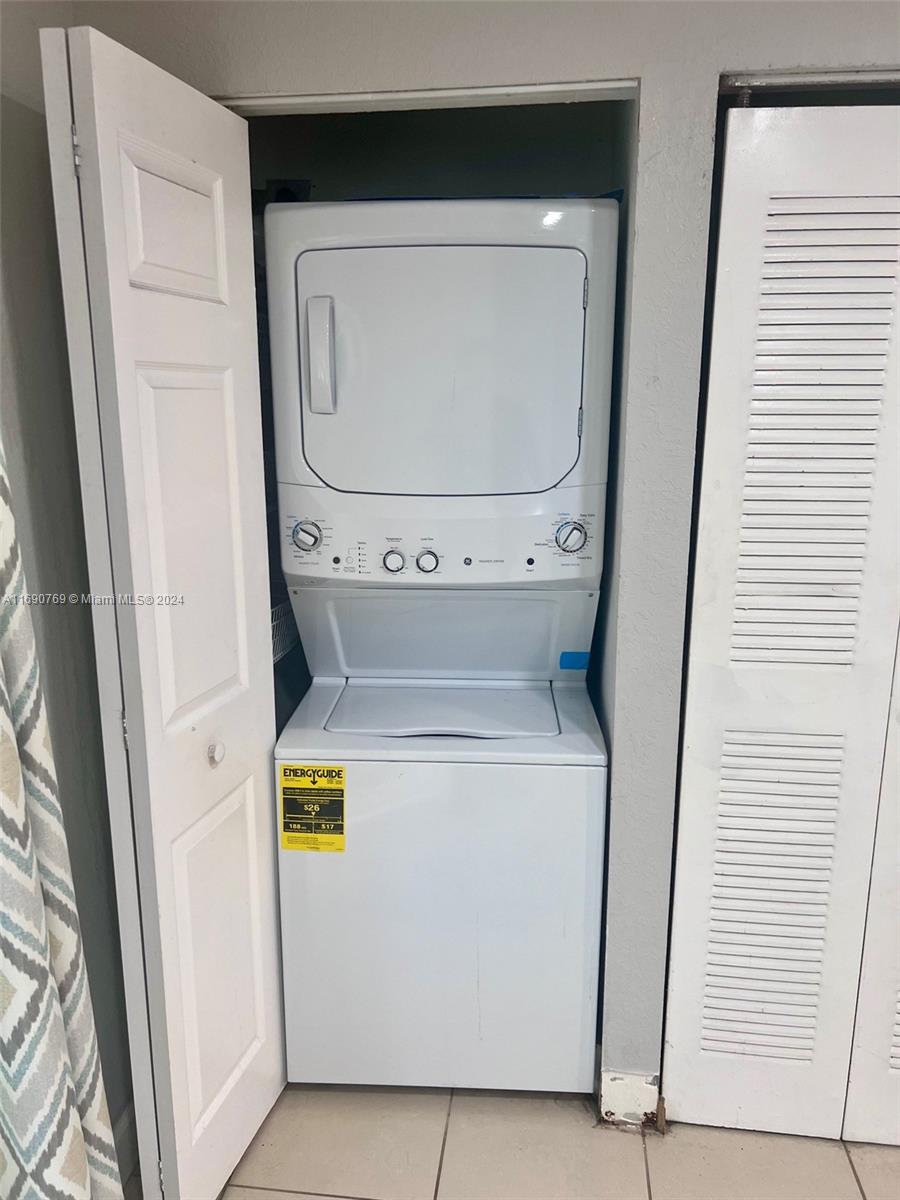 HIGHLAND PARK CONDO - Residential Lease