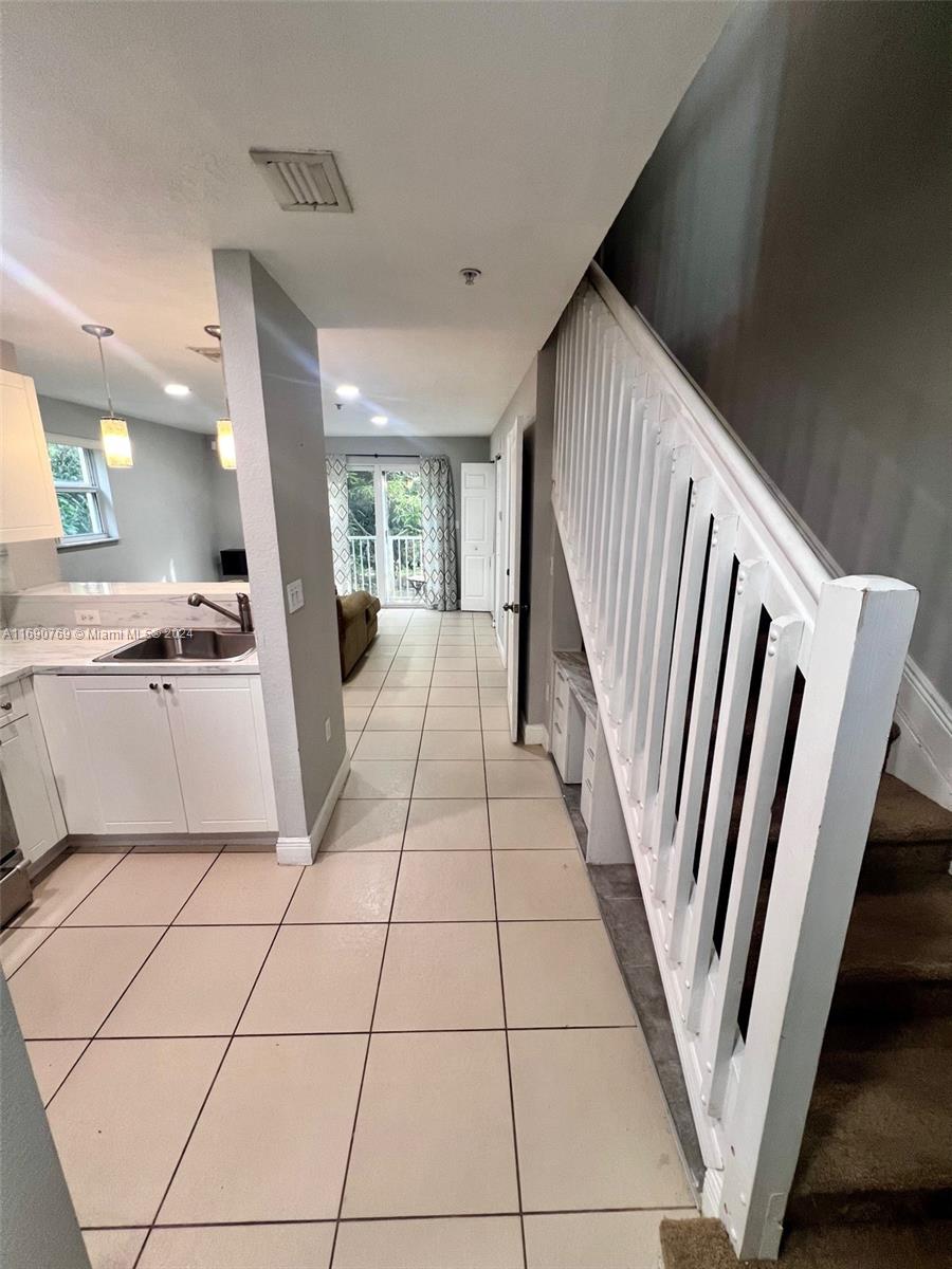 HIGHLAND PARK CONDO - Residential Lease