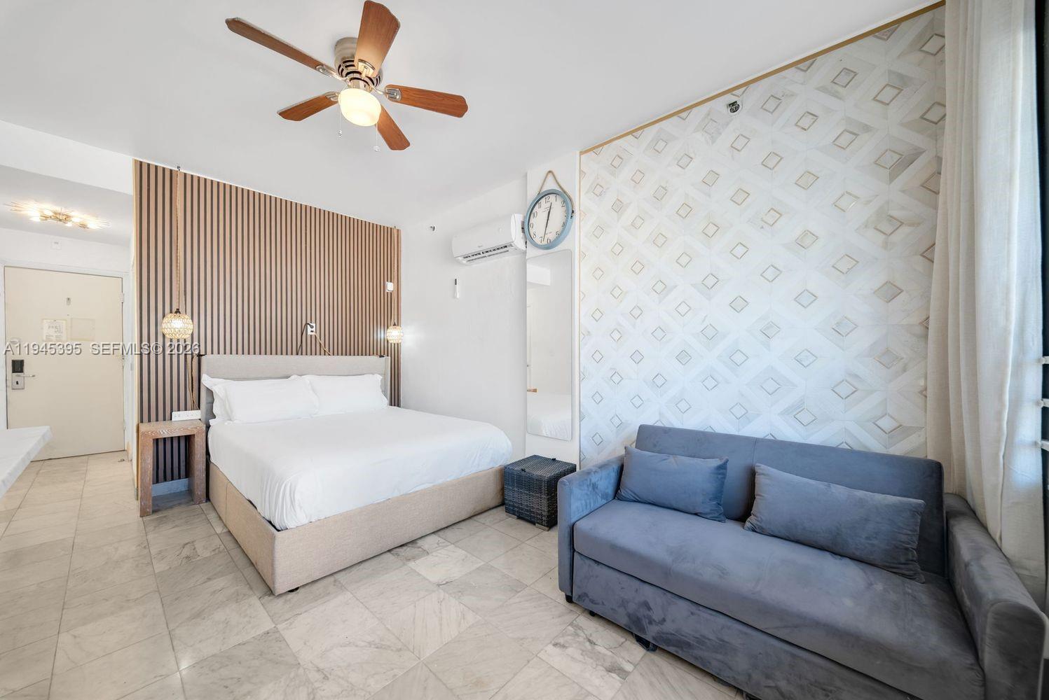 ROYAL SOUTH BEACH CONDO - Residential