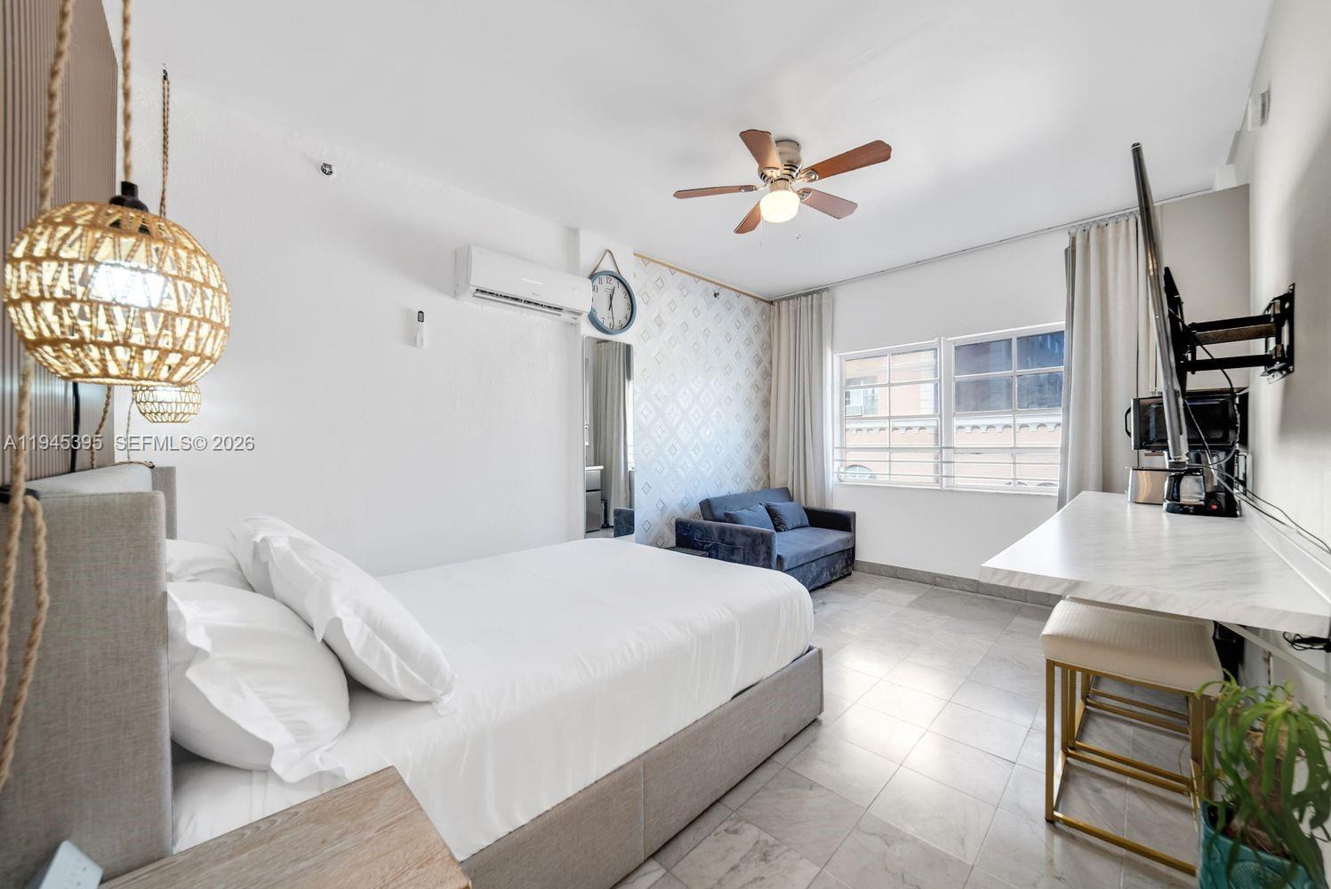 ROYAL SOUTH BEACH CONDO - Residential