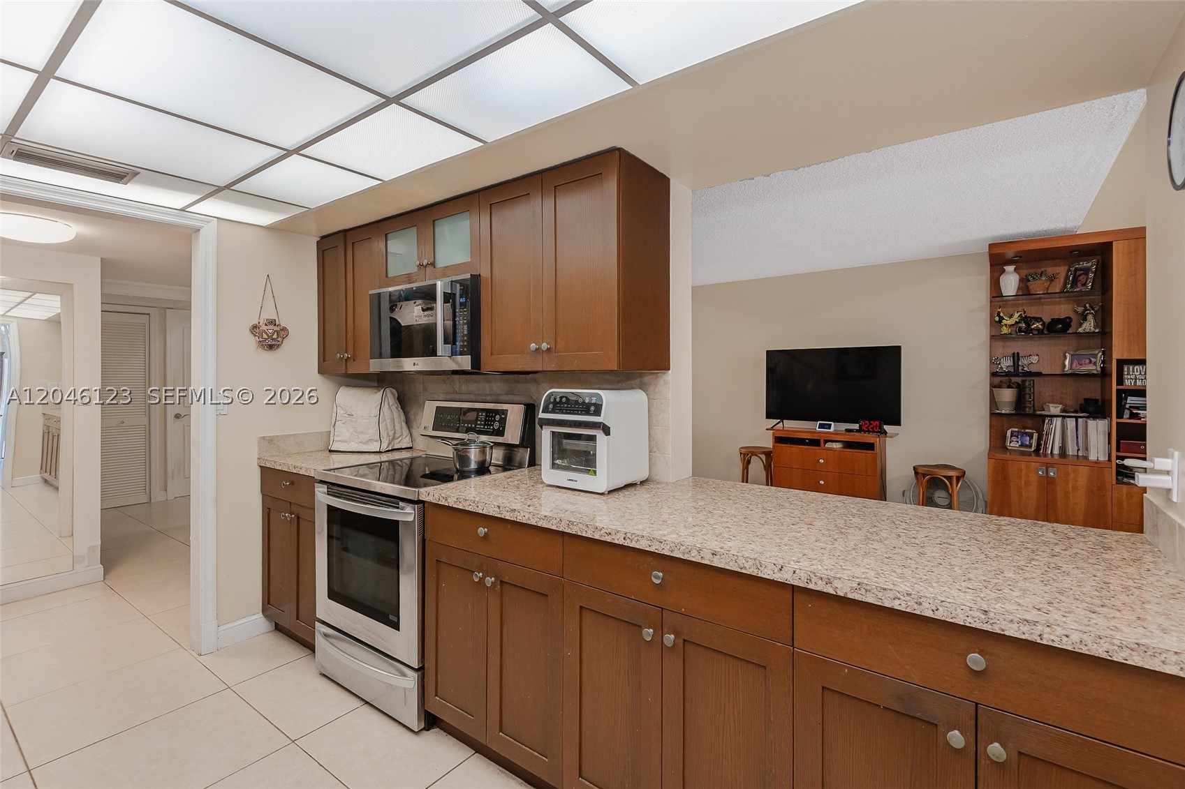 CALUSA POINT - Residential