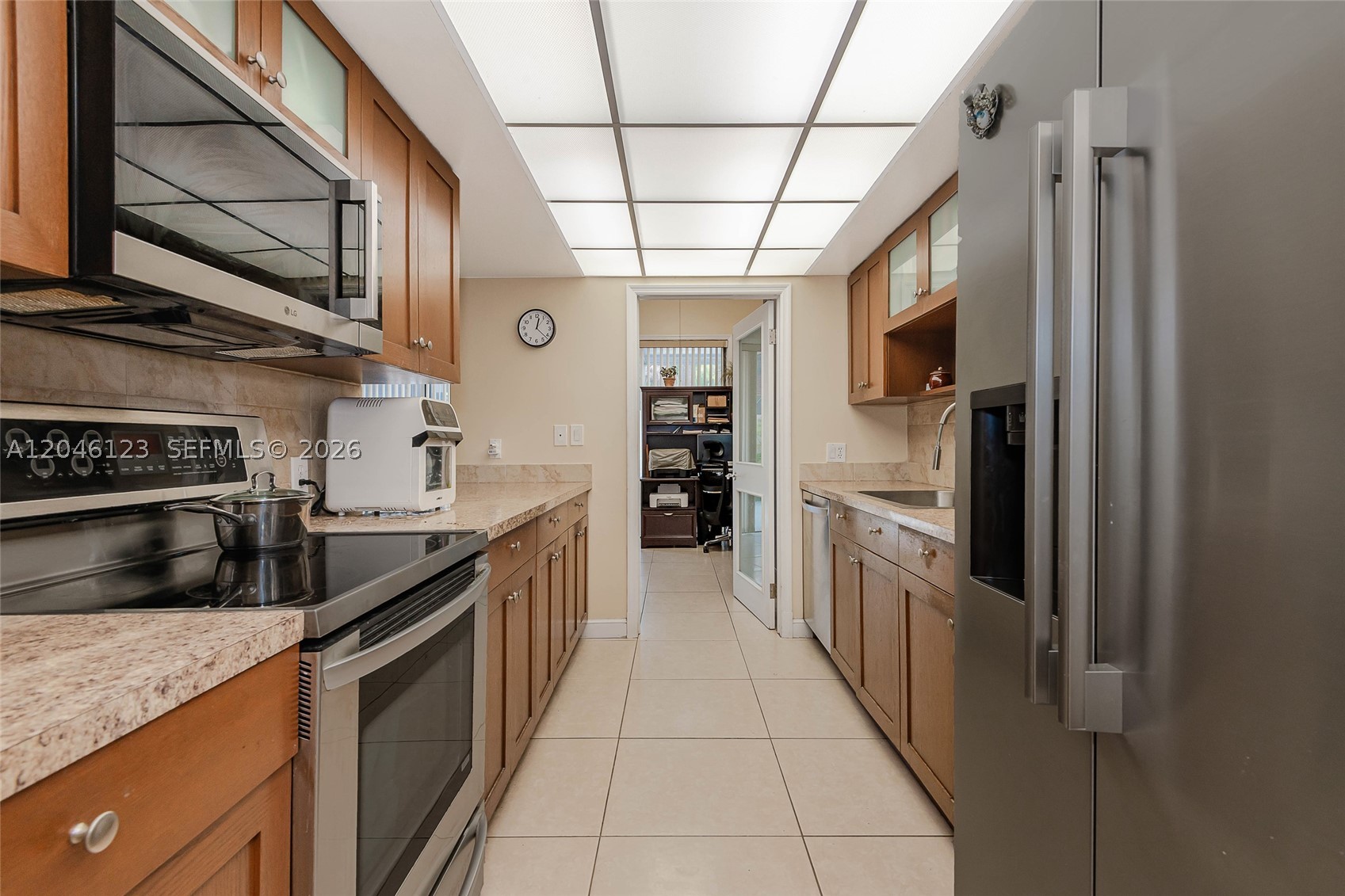 CALUSA POINT - Residential