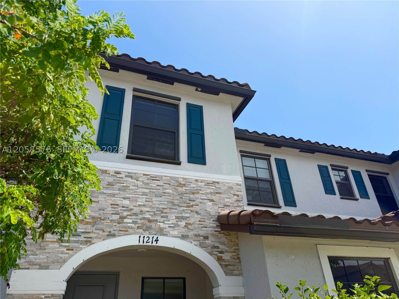 COCO PALM VILLAS - Residential