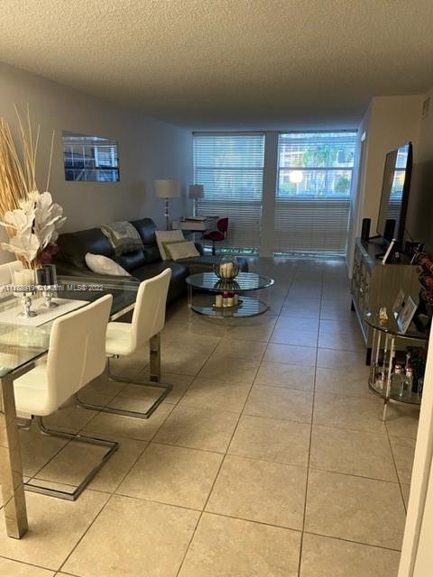 DE SOTO PARK CONDO - Residential