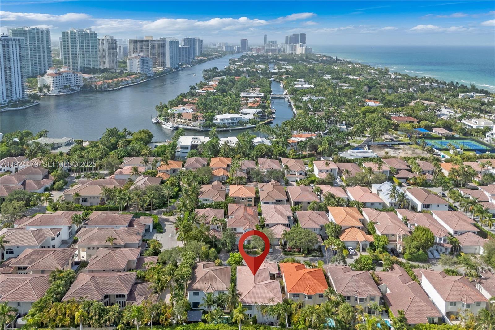 GOLDEN GATE ESTATES & MAR - Residential