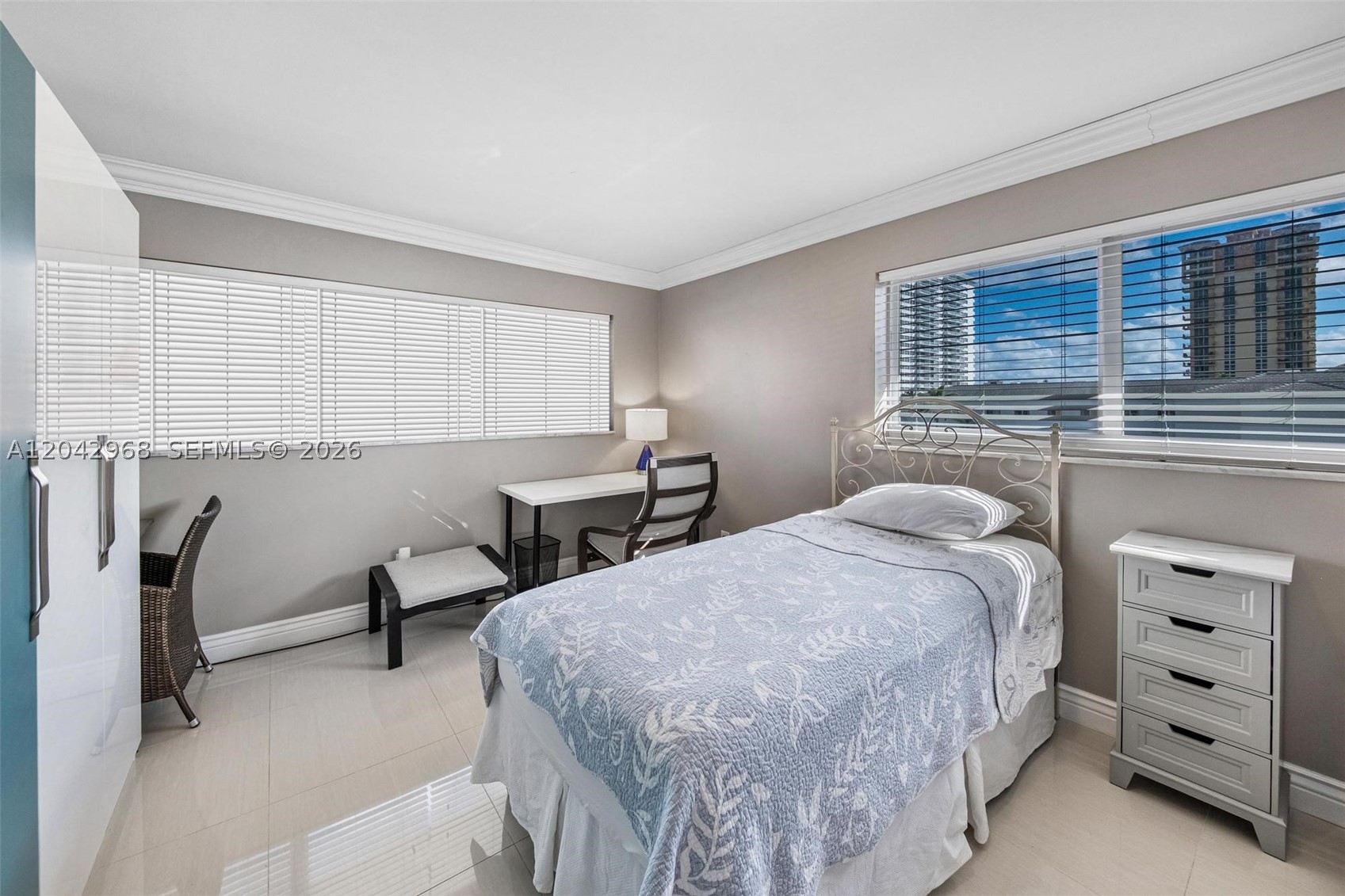 RIVIERA APTS SOUTH INC - Residential