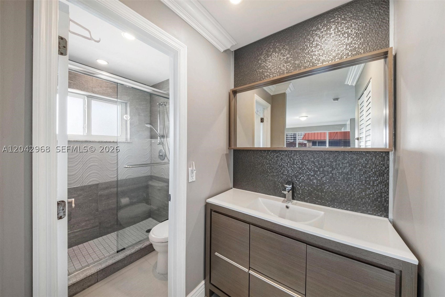 RIVIERA APTS SOUTH INC - Residential