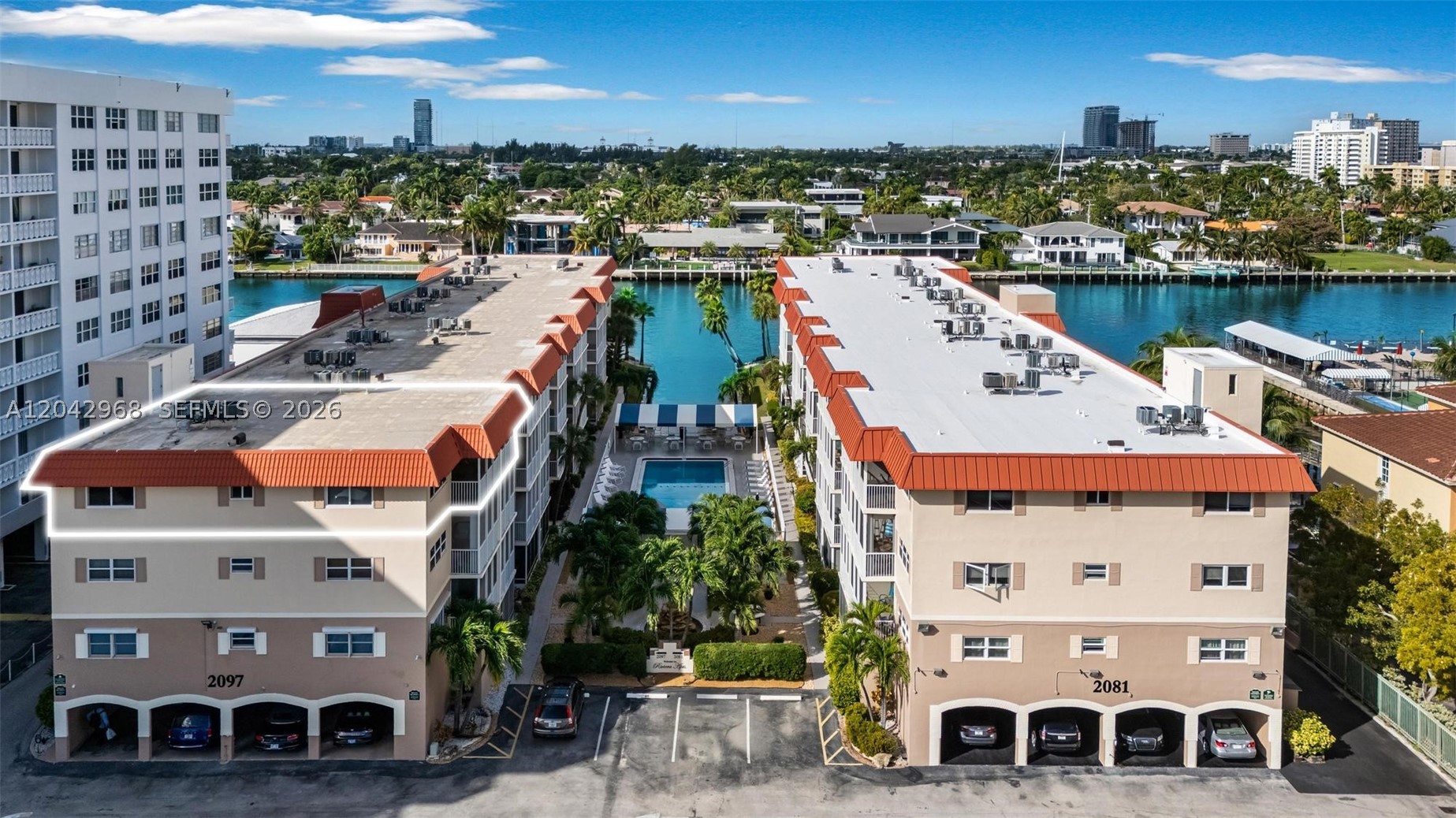 RIVIERA APTS SOUTH INC - Residential