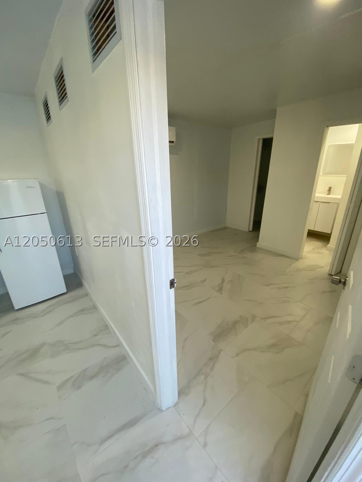 BANKERS SUB #1 - Residential Lease