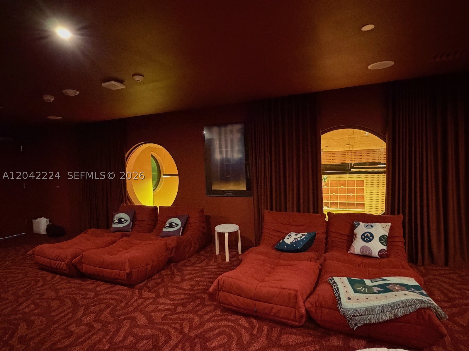The Standard Midtown - Residential Lease