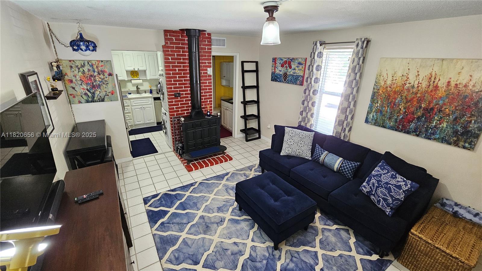 GROVE TOWNHOUSES CONDO - Residential