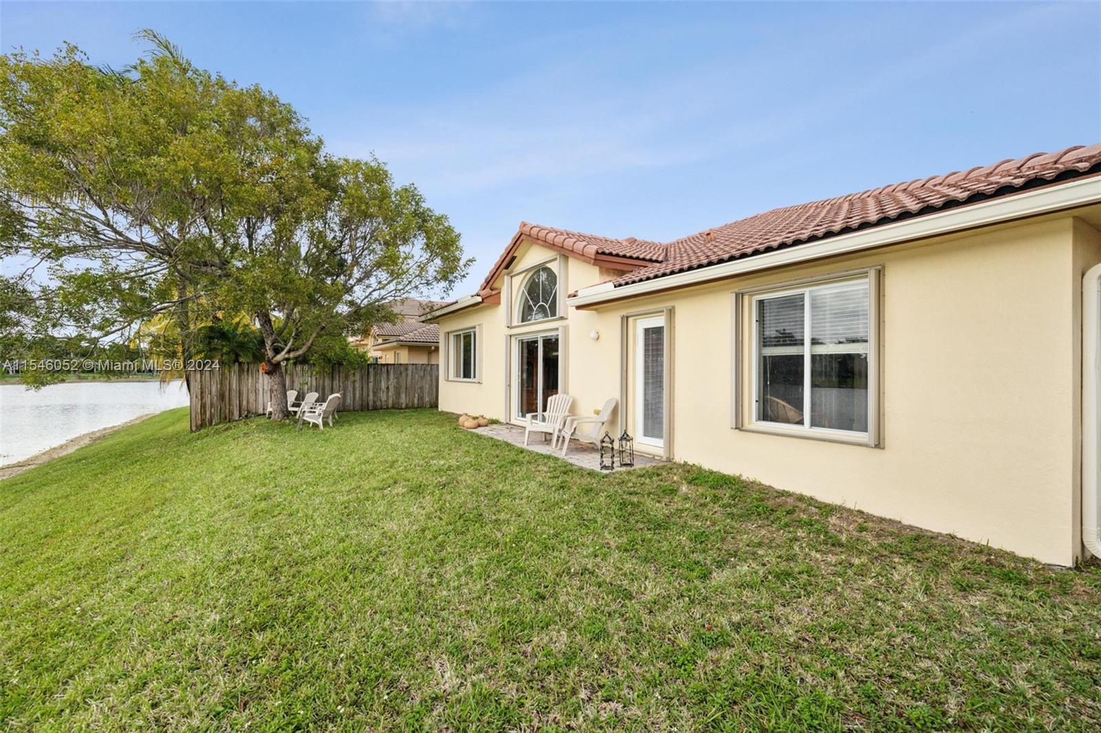 Lakes by the Bay Amber - Residential