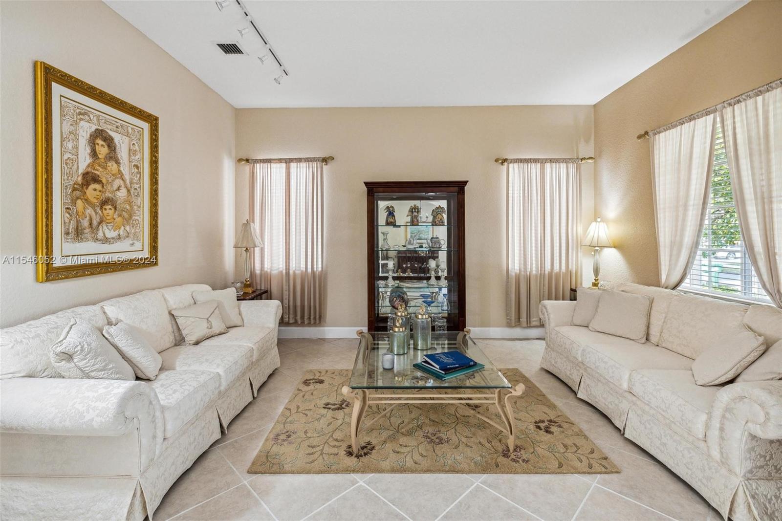 Lakes by the Bay Amber - Residential