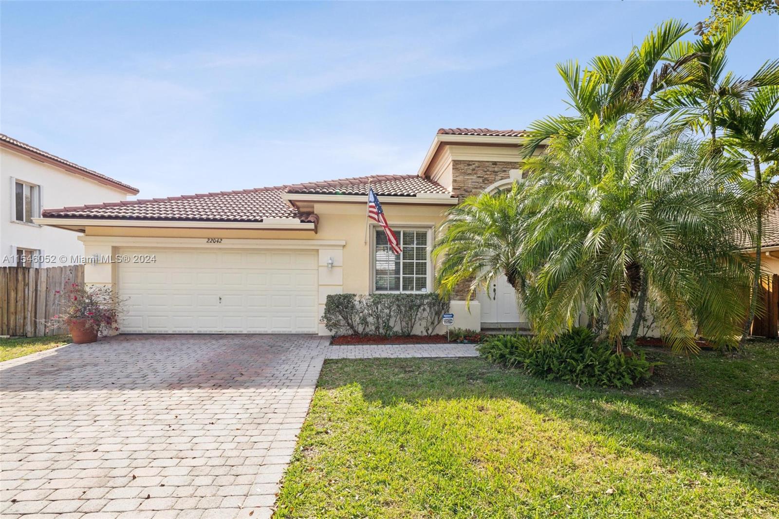 Lakes by the Bay Amber - Residential