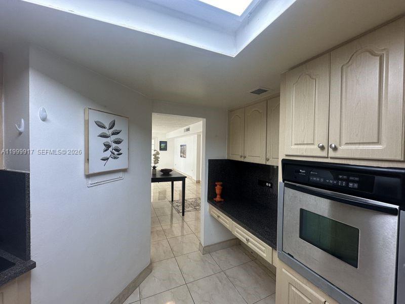 FOUR AMBASSADORS CONDO PH - Residential Lease