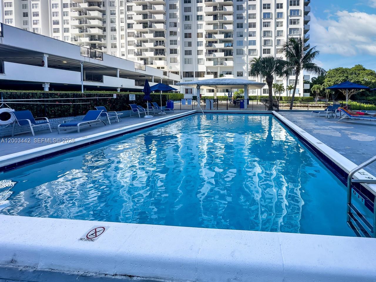 COMMODORE PLAZA CONDO - Residential
