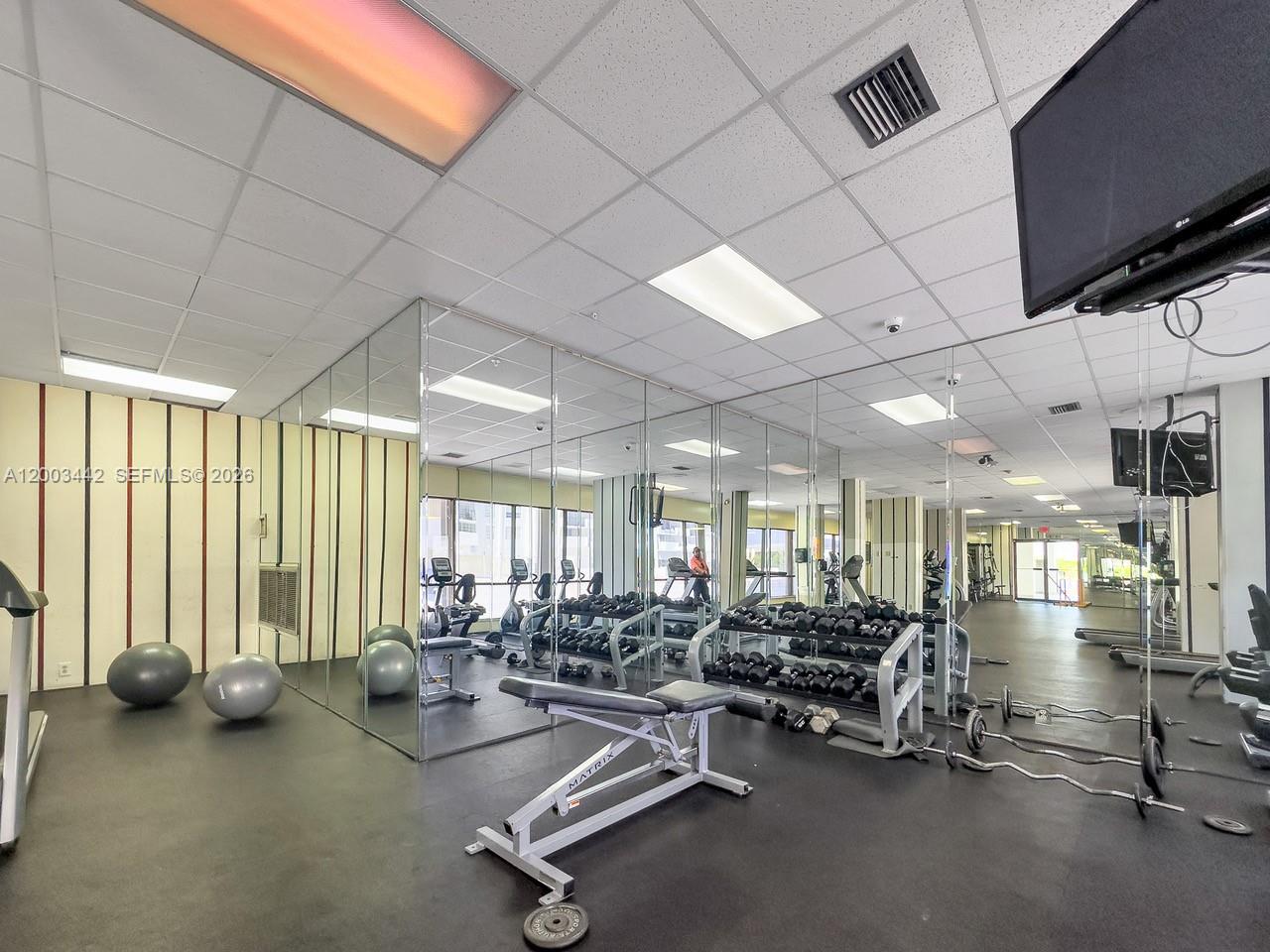 COMMODORE PLAZA CONDO - Residential