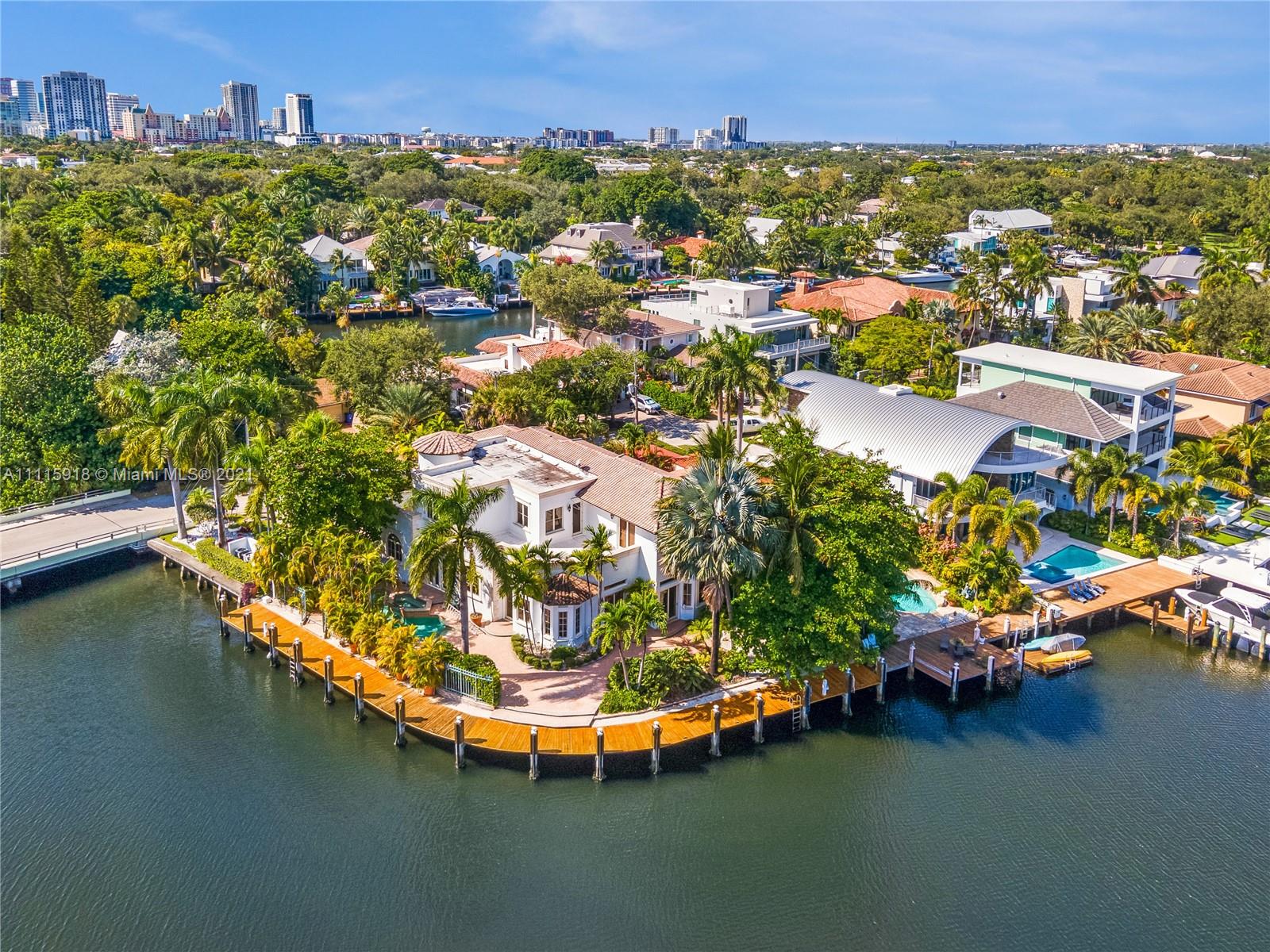 NAVARRO ISLE - Residential