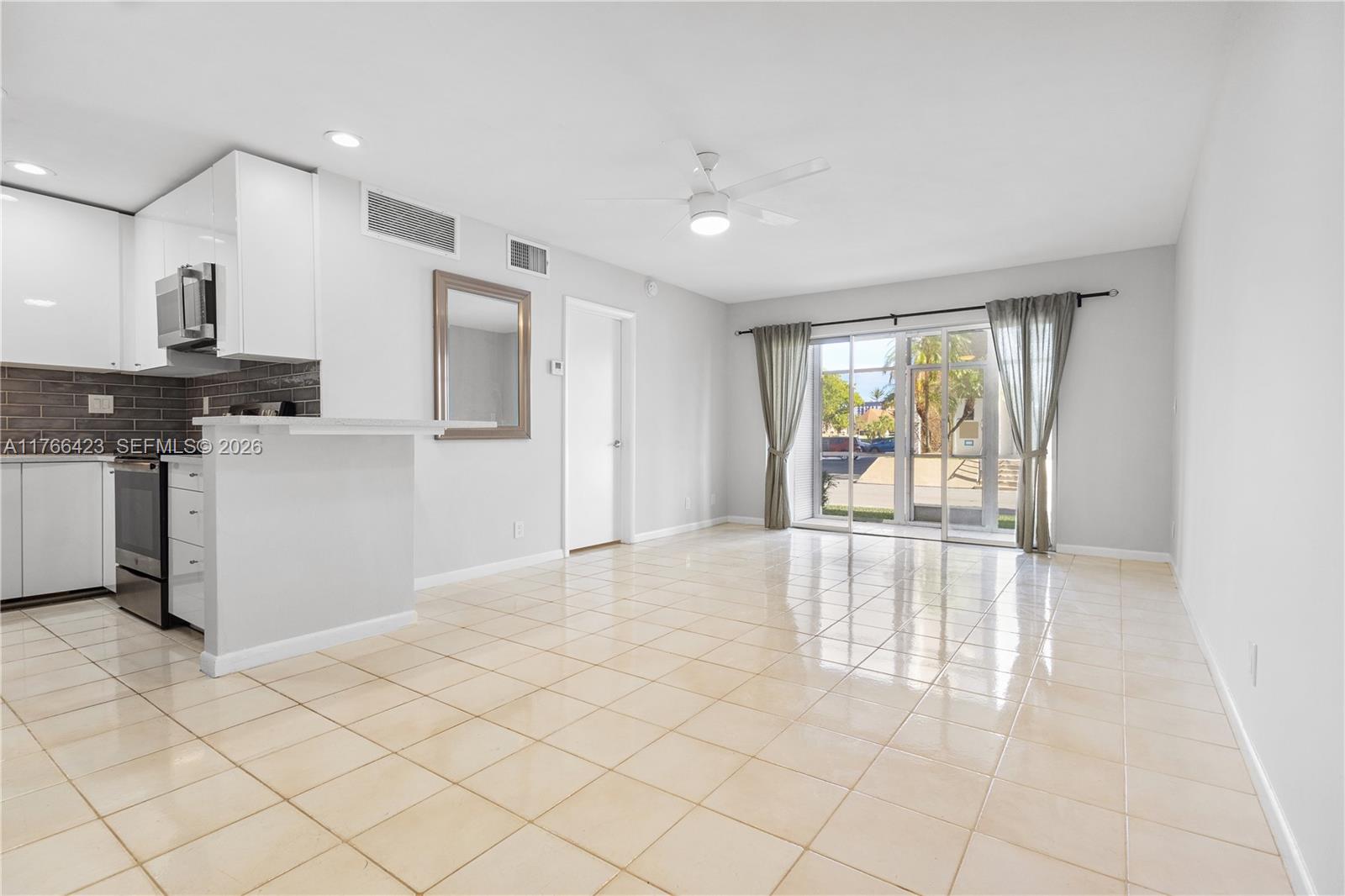 RIVER SHORES CONDO - Residential