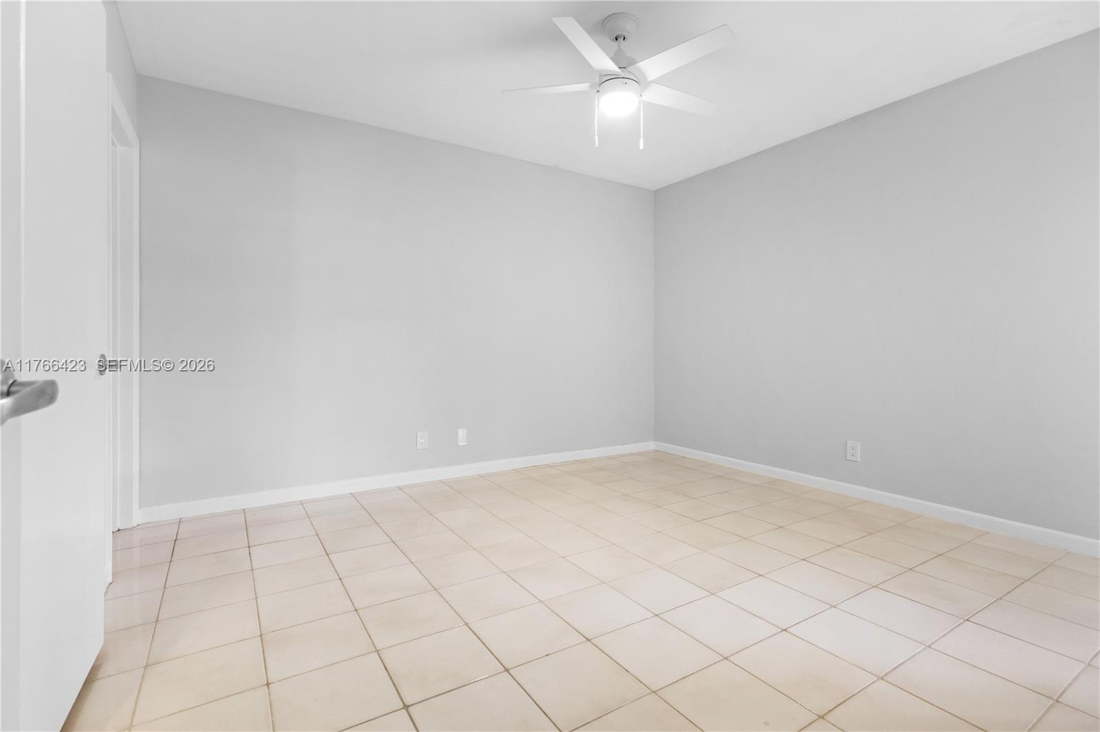 RIVER SHORES CONDO - Residential