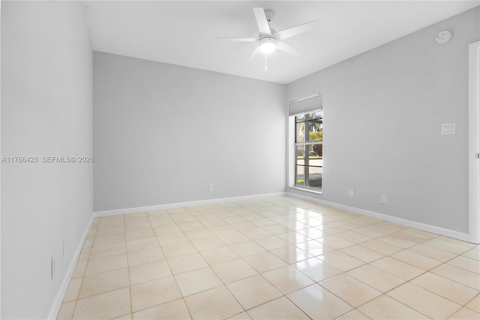RIVER SHORES CONDO - Residential