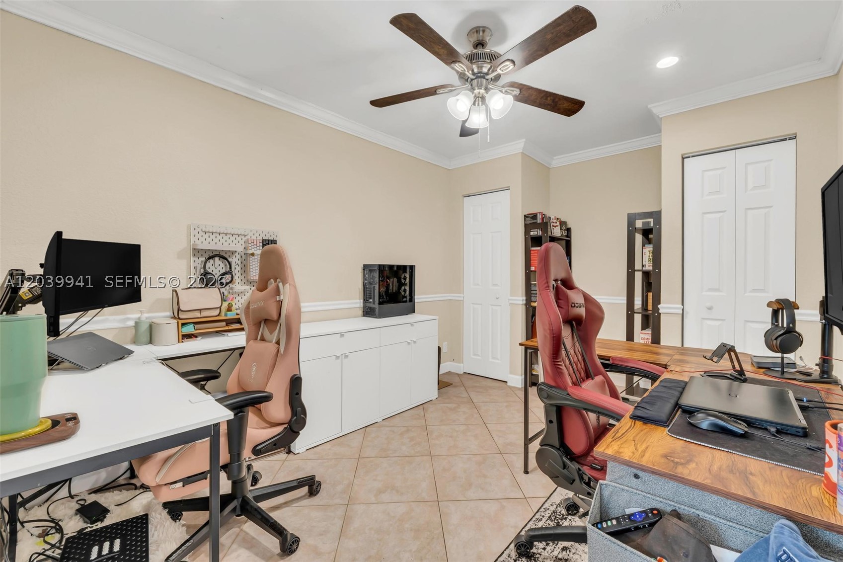 VENETIAN LAKES CONDO - Residential