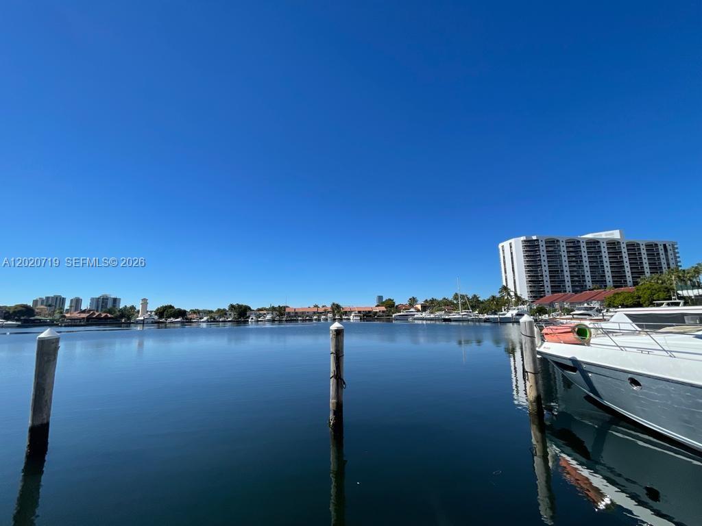 PORTSVIEW @ THE WATERWAYS - Residential
