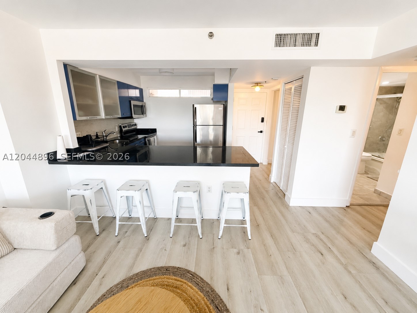 NIRVANA CONDO NO FIVE CON - Residential Lease