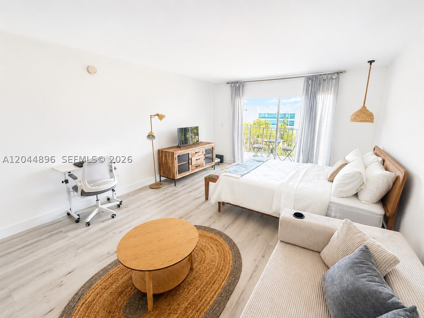 NIRVANA CONDO NO FIVE CON - Residential Lease