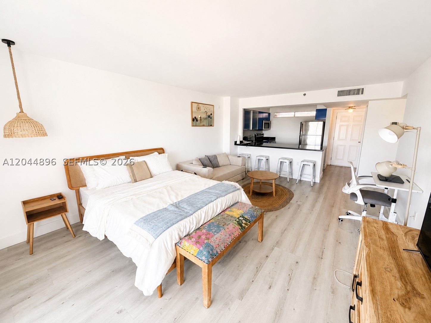 NIRVANA CONDO NO FIVE CON - Residential Lease