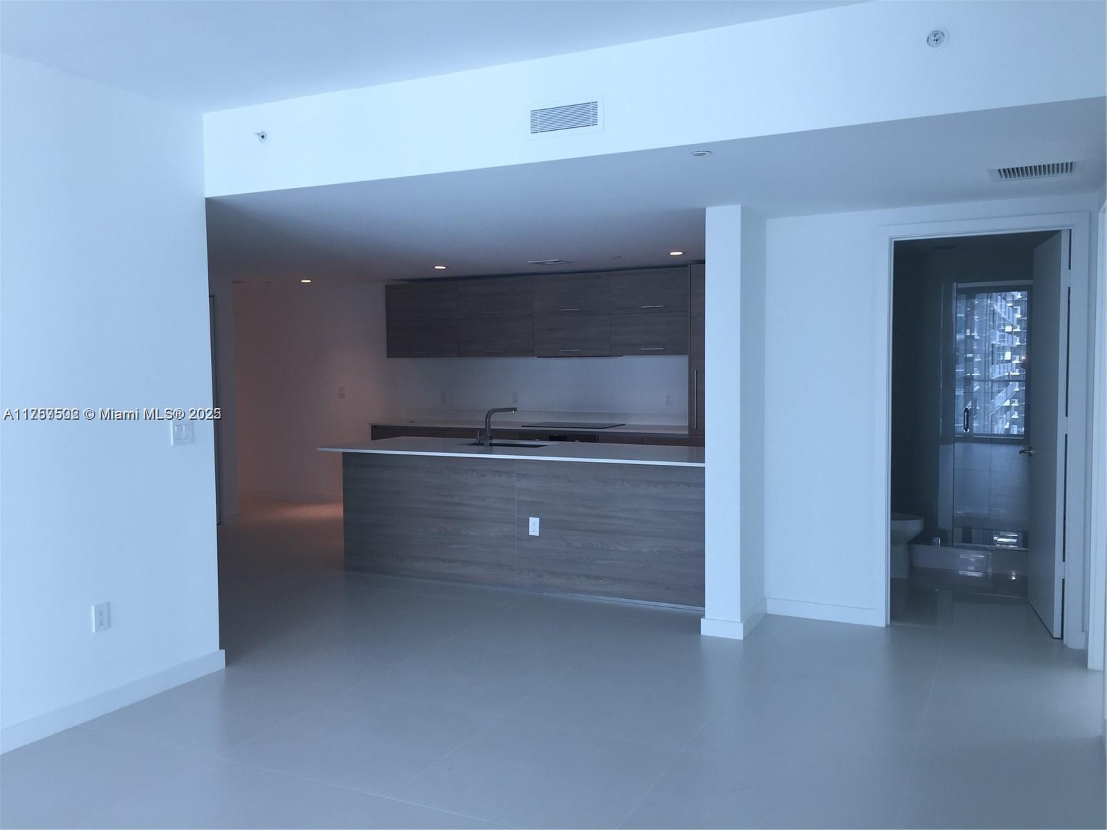 1300 S MIAMI AVENUE CONDO - Residential