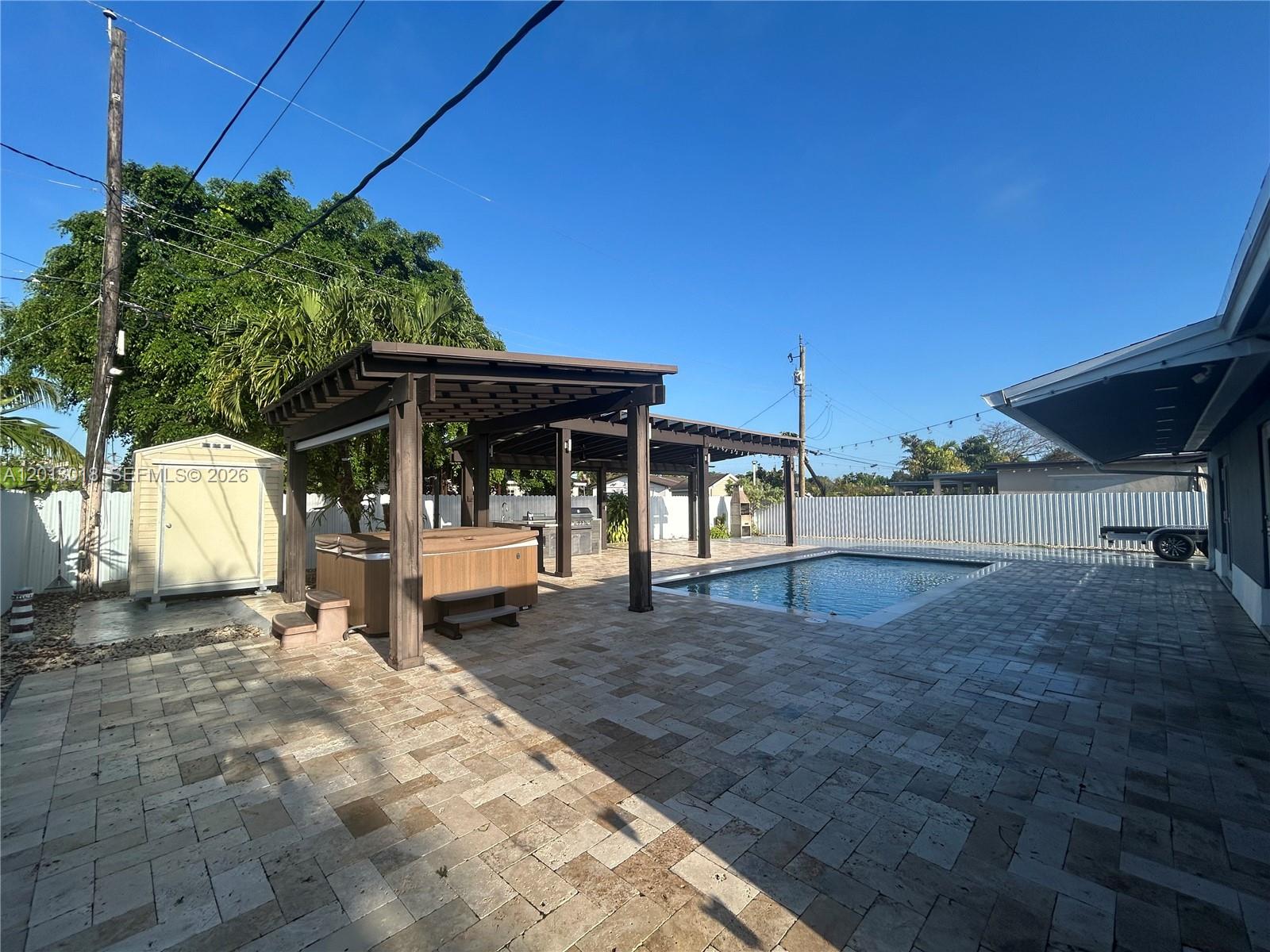WESTWOOD ESTS 4TH ADDN - Residential