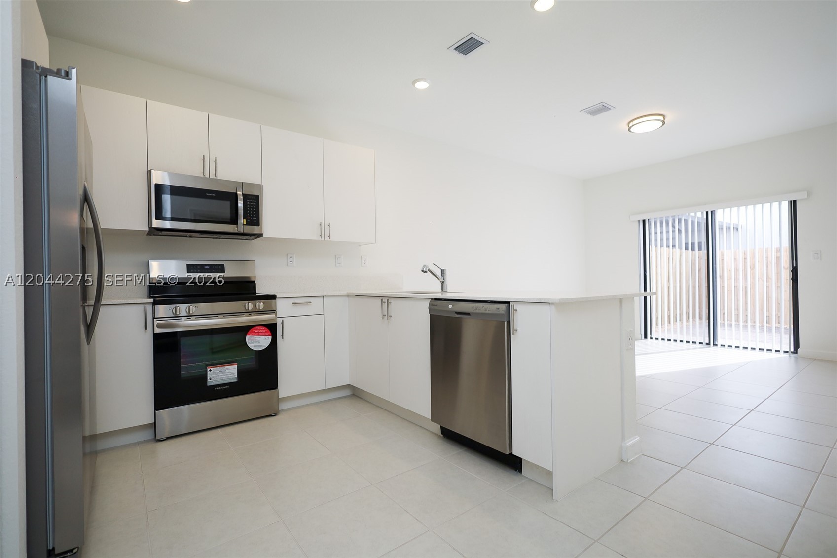 Kendall Assemblage North - Residential Lease