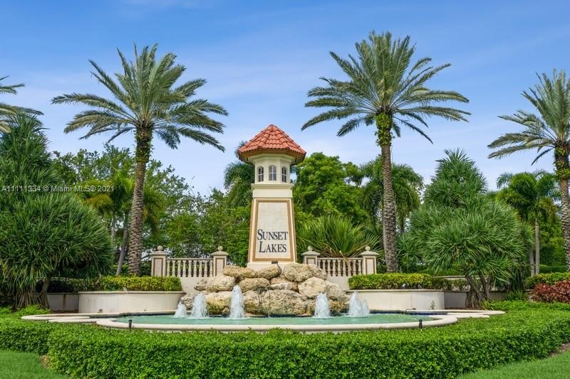 SUNSET LAKES PLAT ONE - Residential