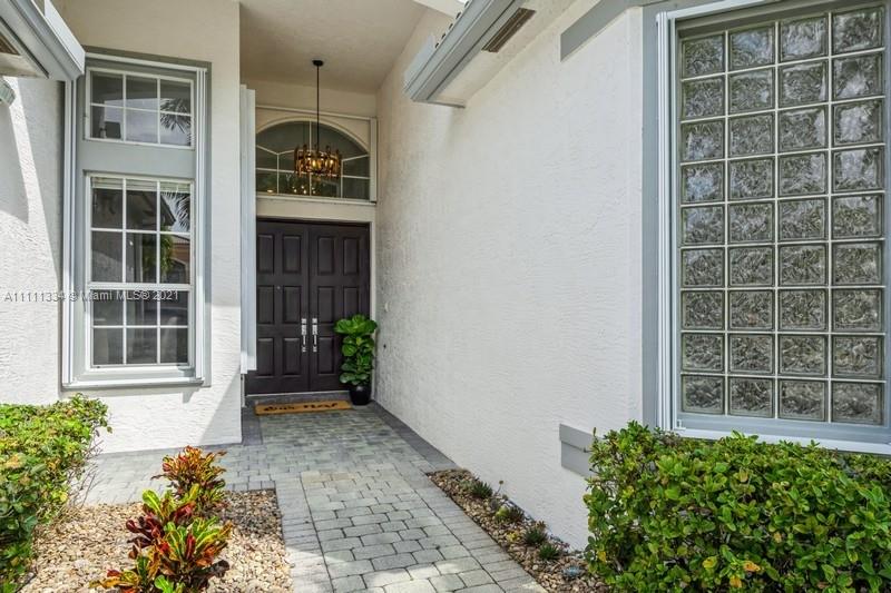 SUNSET LAKES PLAT ONE - Residential