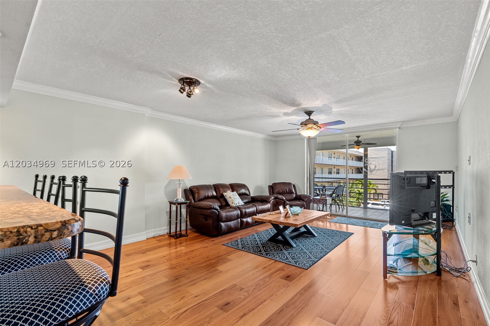 MEADOWBROOK LAKES CONDO - Residential