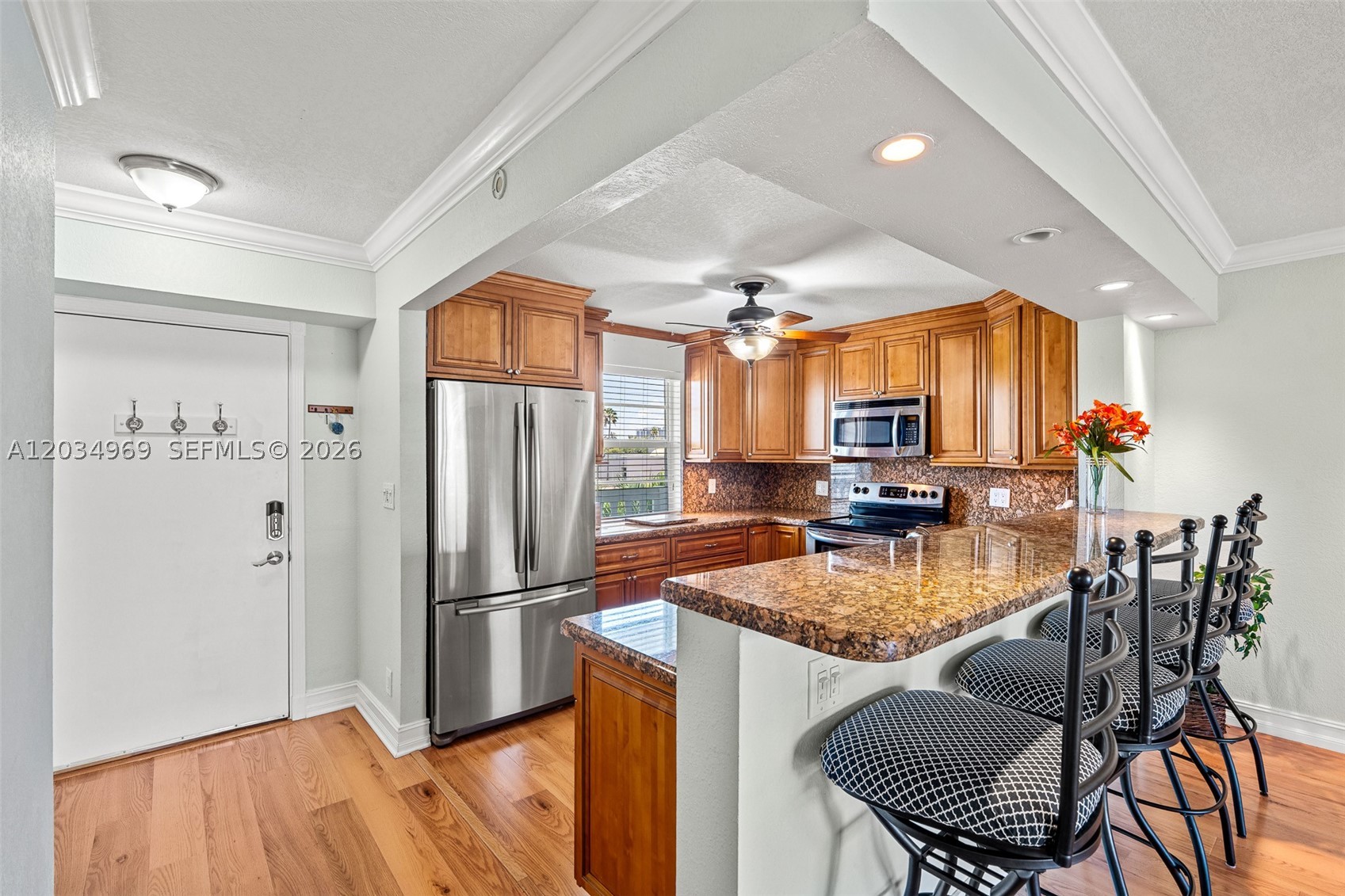 MEADOWBROOK LAKES CONDO - Residential