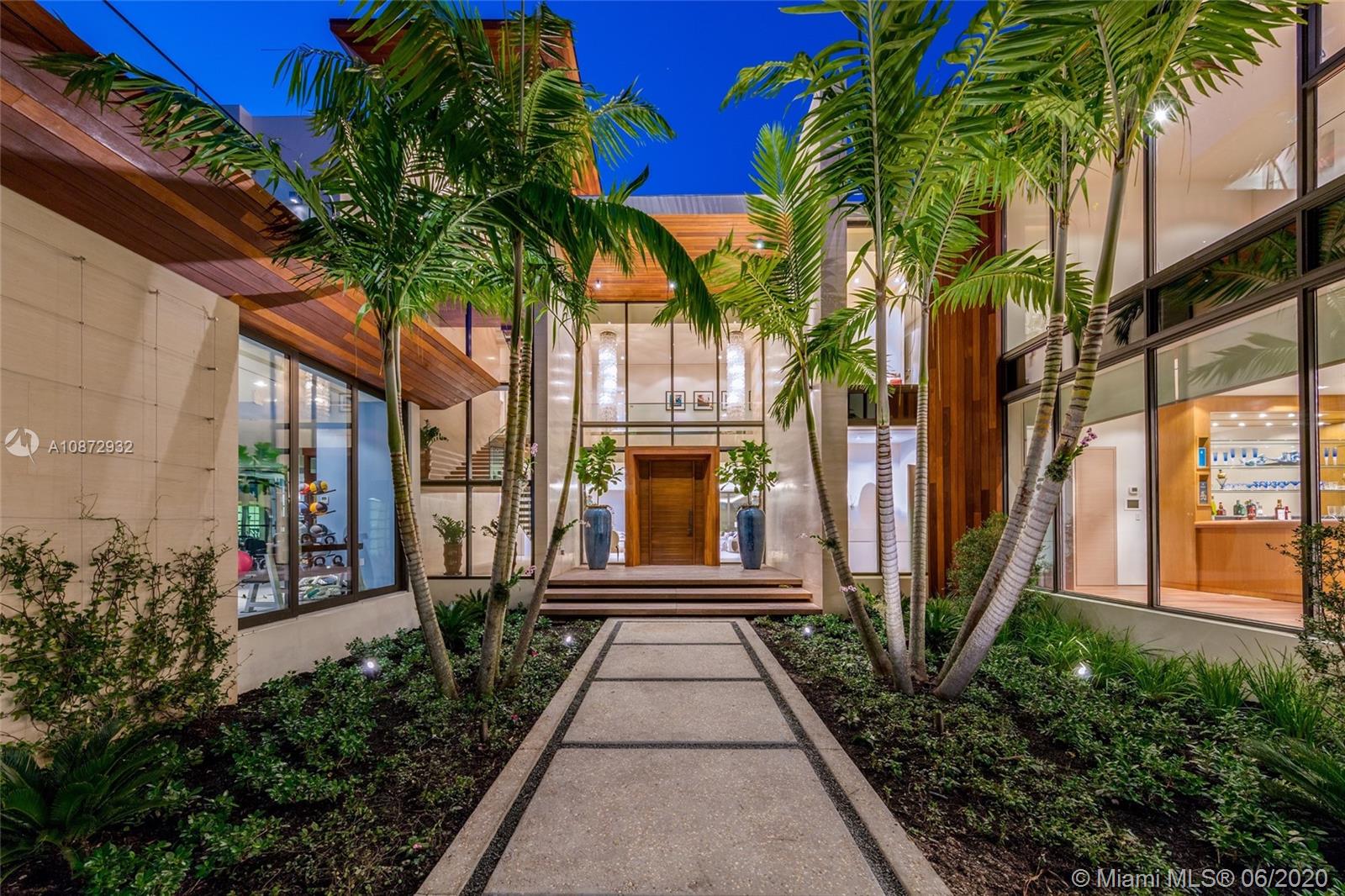 LA GORCE GOLF SUB - Residential