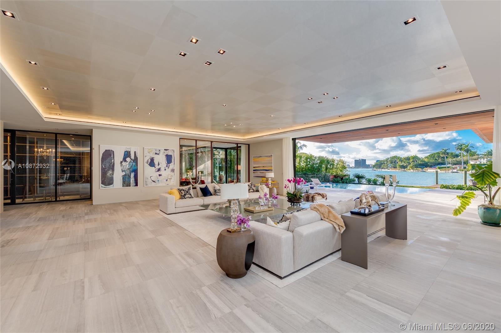 LA GORCE GOLF SUB - Residential