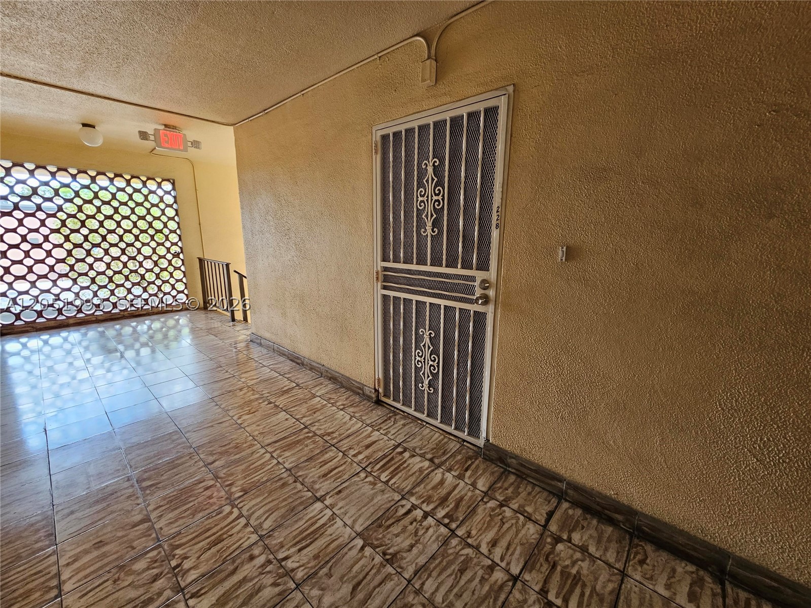 WESTCHESTER LUXURY CONDO - Residential Lease