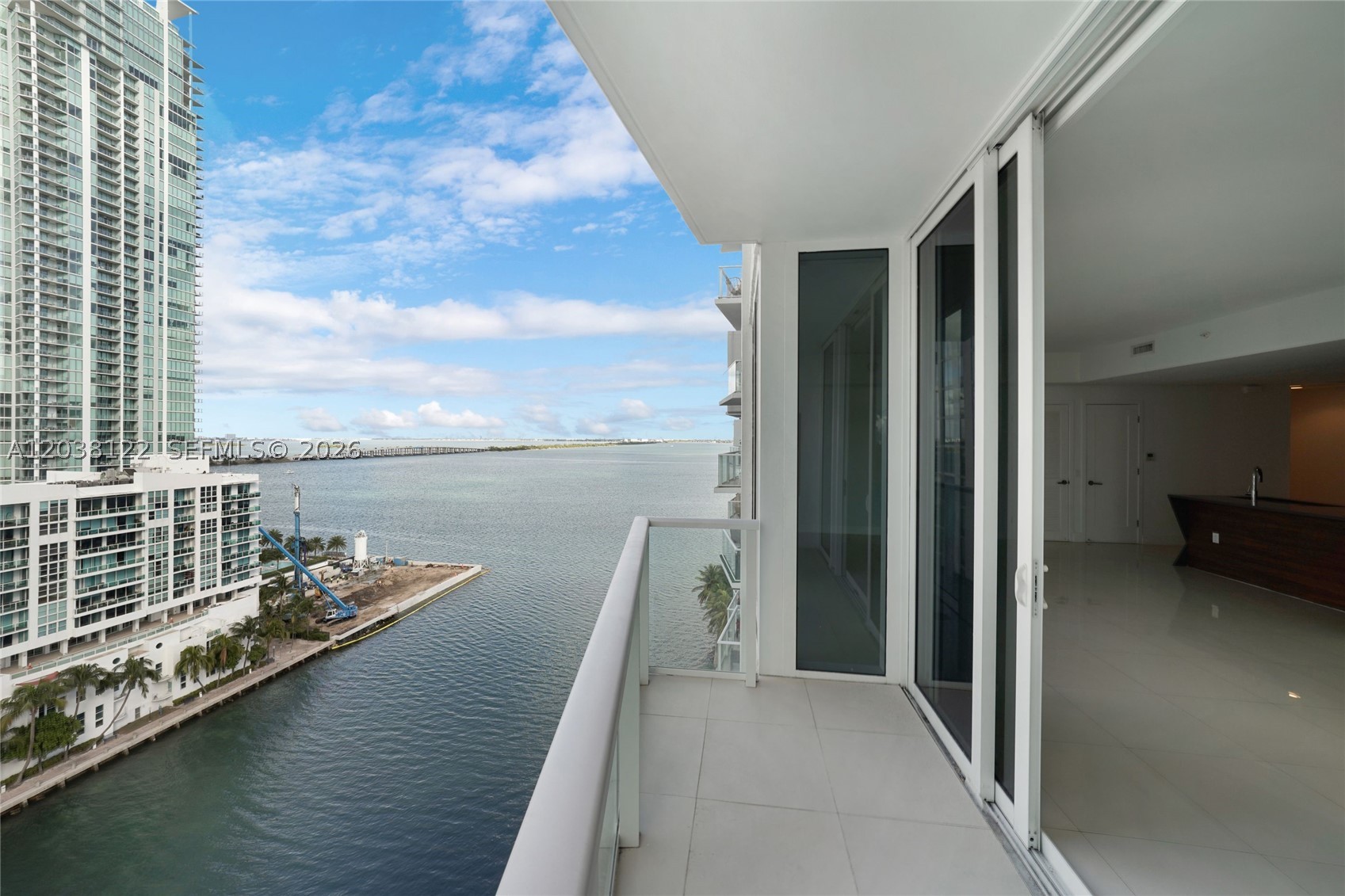 THE CRIMSON CONDO - Residential