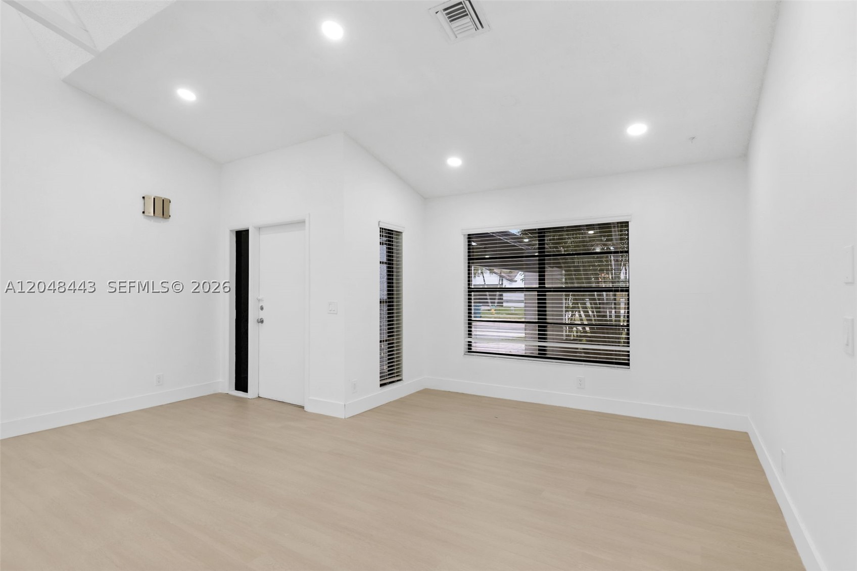 BOULEVARD WOODS NORTH - Residential