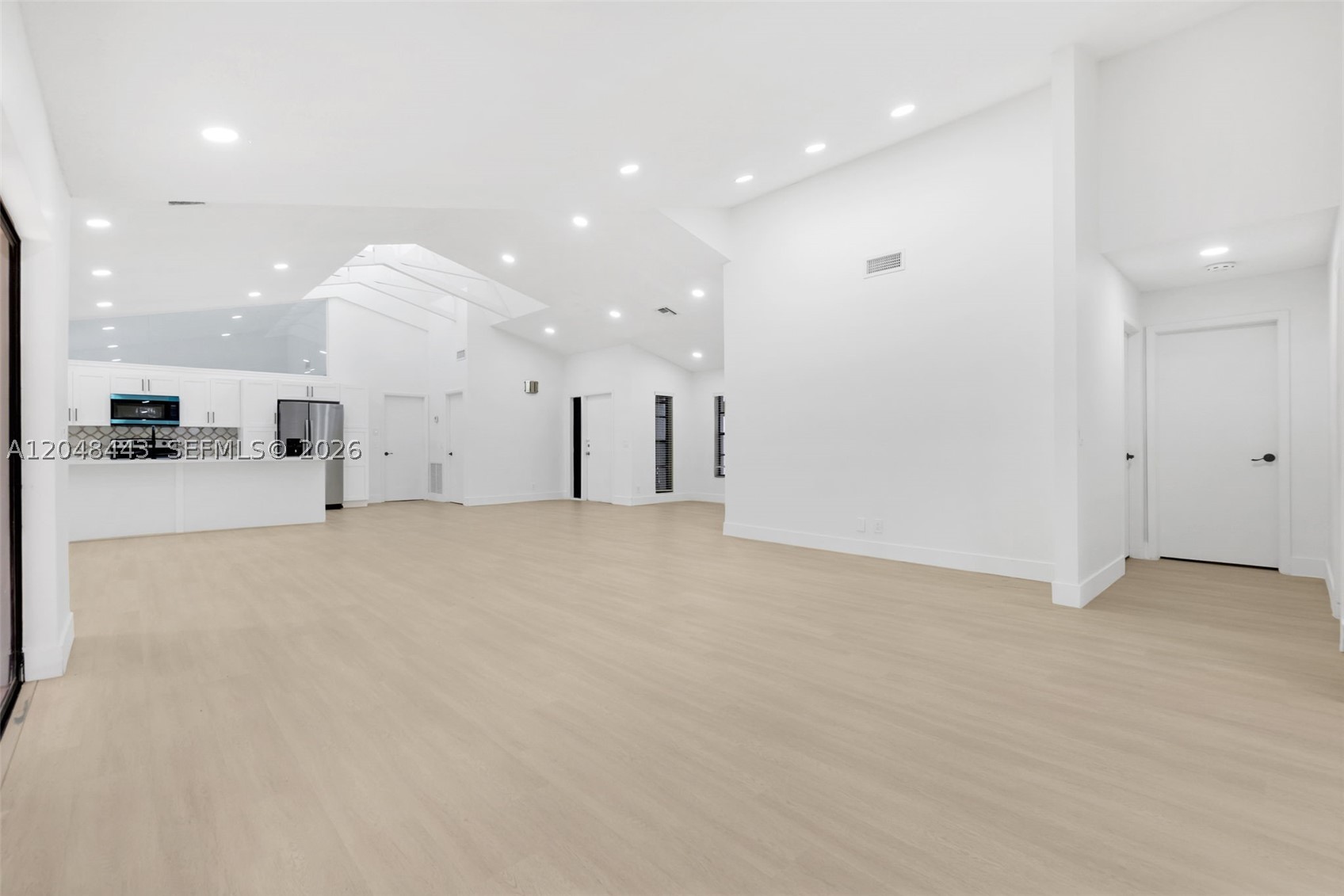 BOULEVARD WOODS NORTH - Residential