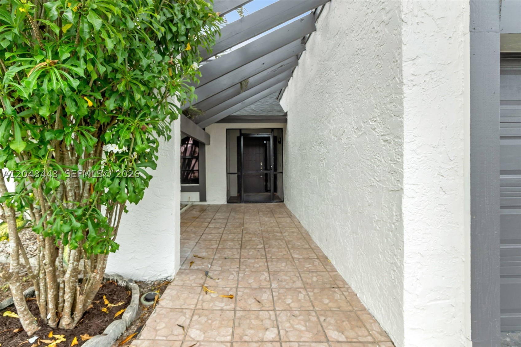 BOULEVARD WOODS NORTH - Residential