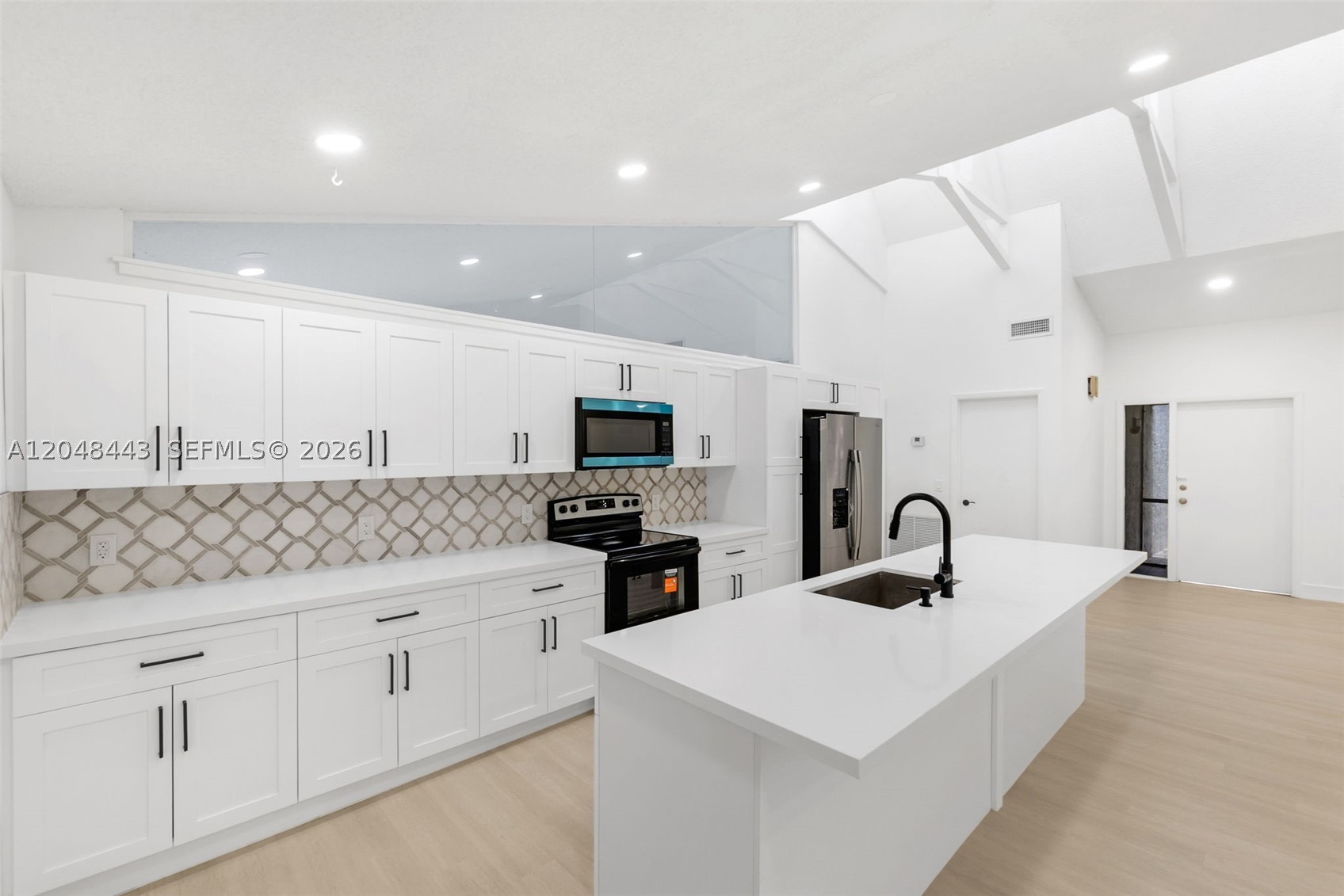 BOULEVARD WOODS NORTH - Residential