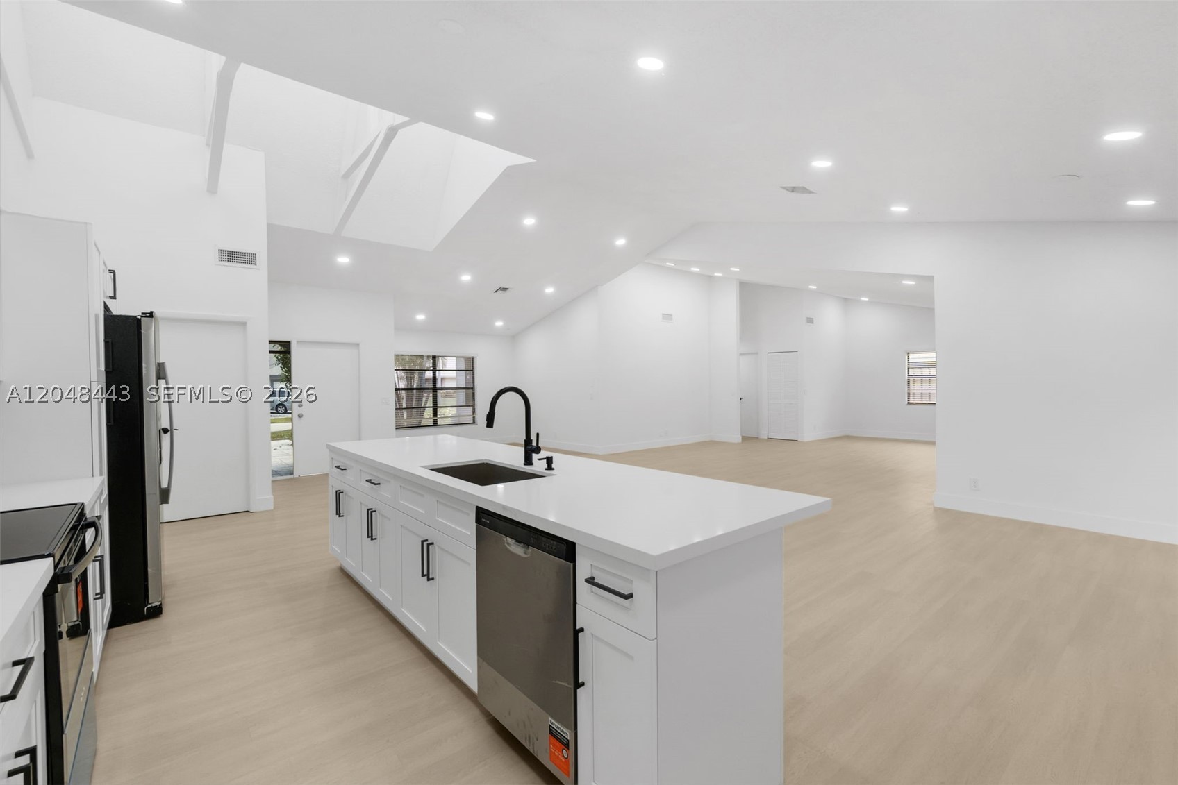 BOULEVARD WOODS NORTH - Residential