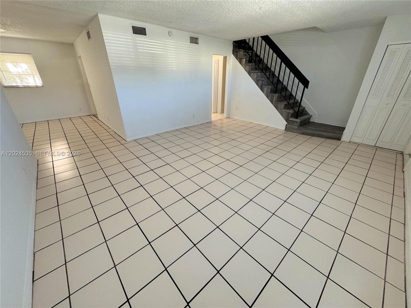 CRESTVIEW BOYNTON - Residential Lease