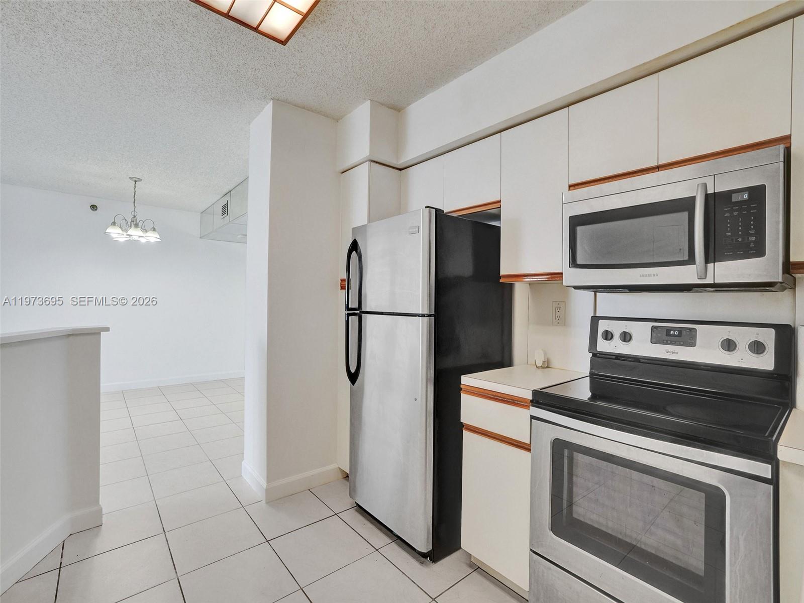 MYSTIC POINTE TOWER 600 C - Residential