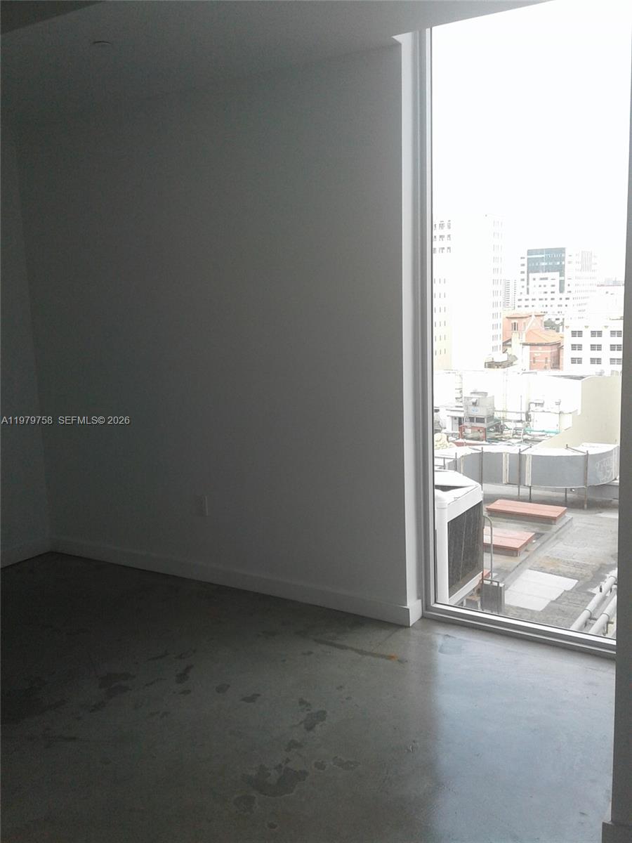 CENTRO CONDO - Residential Lease