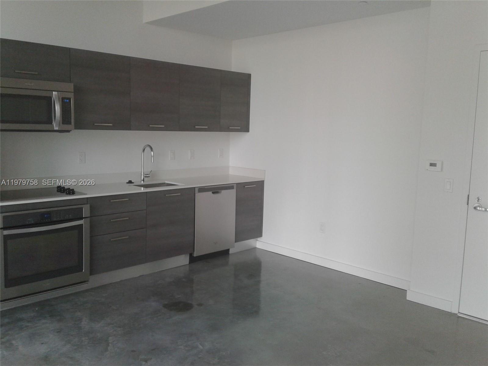 CENTRO CONDO - Residential Lease